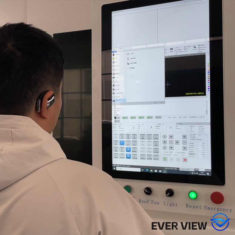 EVER VIEW thế hệ máy cắt laser thông minh mới được đưa lên mạng, nâng cấp khả năng giám sát từ xa để tương thích với Công nghiệp 4.0.