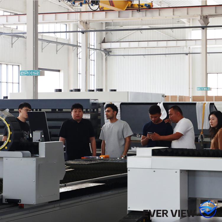 EVER VIEW Máy cắt Laser được giao hàng loạt cho các doanh nghiệp địa phương, hỗ trợ nâng cấp công nghệ trong ngành sản xuất EVER VIEW Máy cắt Laser được giao hàng loạt cho các doanh nghiệp địa phương, hỗ trợ nâng cấp công nghệ trong ngành sản xuất