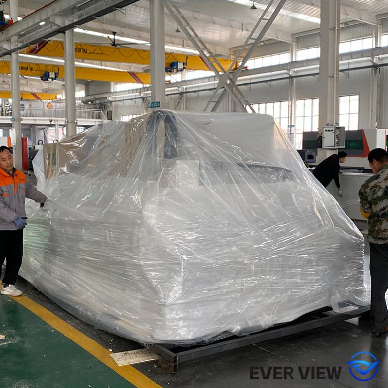 Máy cắt Laser EVER VIEW được vận chuyển đến thị trường Châu Phi; Mô hình tùy chỉnh phù hợp với nhu cầu xử lý địa phương Máy cắt Laser EVER VIEW được vận chuyển đến thị trường Châu Phi; Mô hình tùy chỉnh phù hợp với nhu cầu xử lý địa phương
